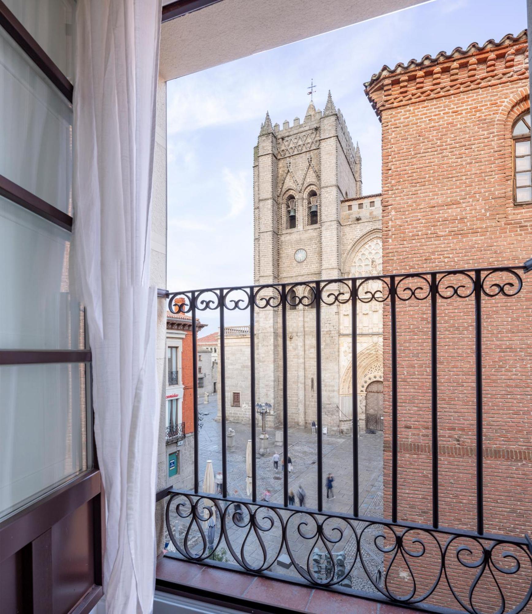Ávila Apartamento Altior Catedral Homes מראה חיצוני תמונה